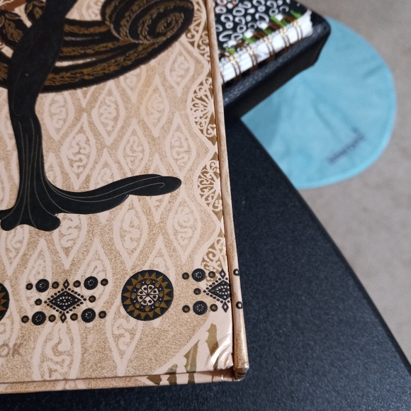 A flame tree notebook  (nwt) - Picture 3 of 4